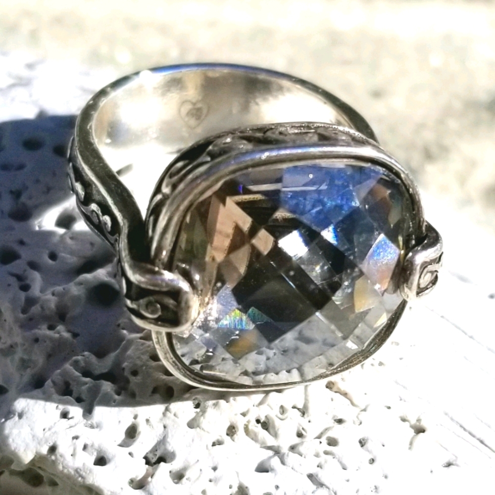 Stunning BRIGHTON RING, size 8